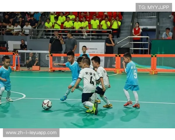 奥林匹亚科斯亮相南美,开启试训新篇章,点燃足球梦想 奥林匹亚科斯亮相南美,开启试训新篇章,点燃足球梦想